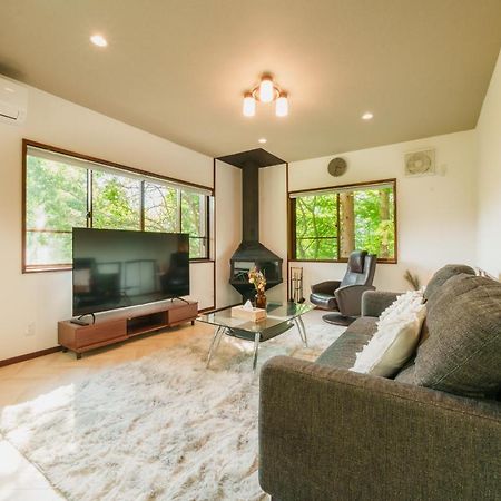 R-House 1St Villa Oshino Екстериор снимка