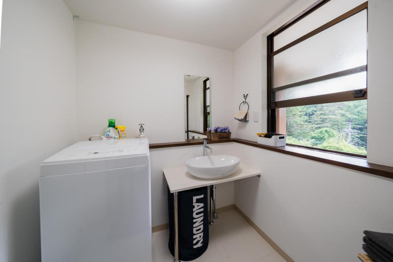 R-House 1St Villa Oshino Екстериор снимка